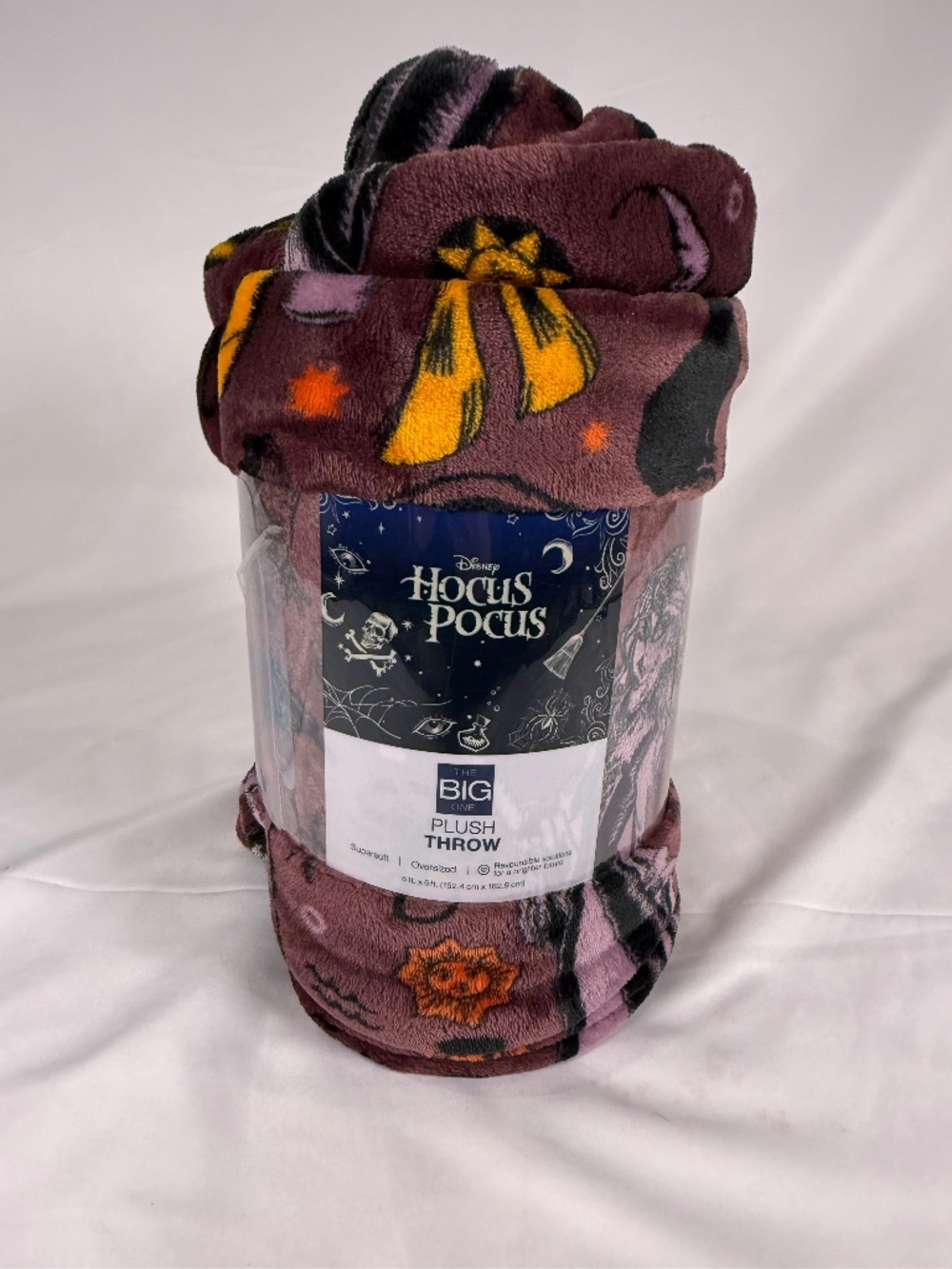 Disney Hocus Pocus Sanderson Sisters Oversized Plush Throw Blanket NWT